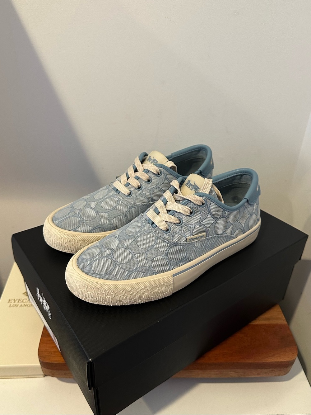 Coach Citysole Skate Periwinkle Sneaker with Signature CC Design & Box 6